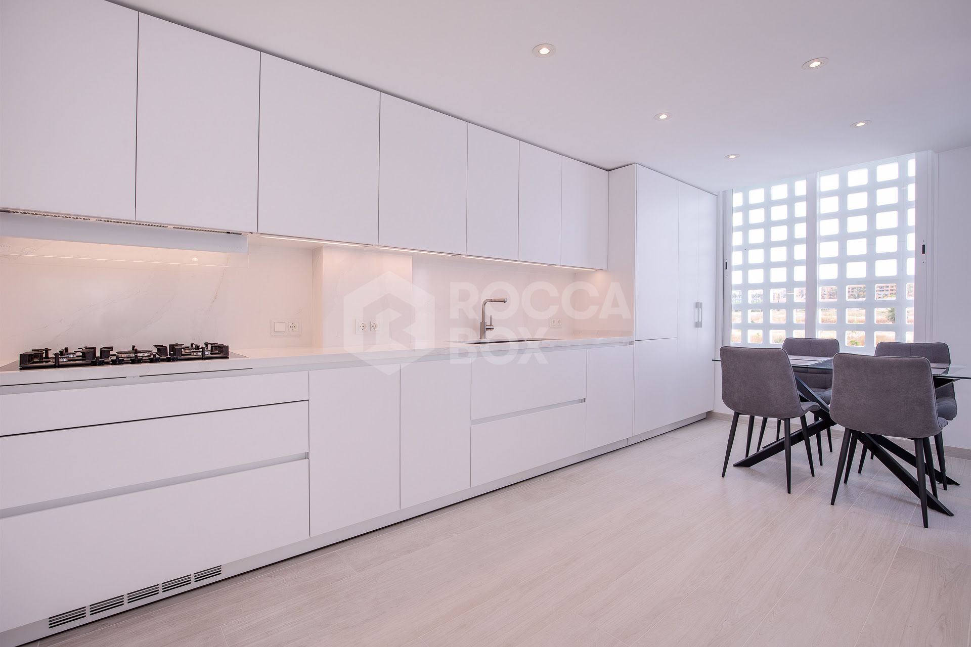 DUPLEX PENTHOUSE IN MARBELLA