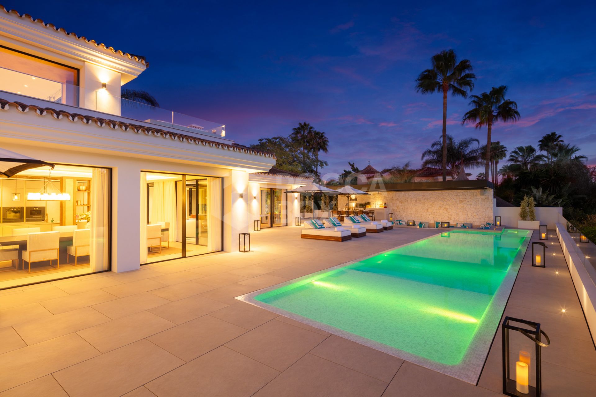 Exquisite Villa with Prime Front Line Golf Position: The Epitome of Style and Serenity