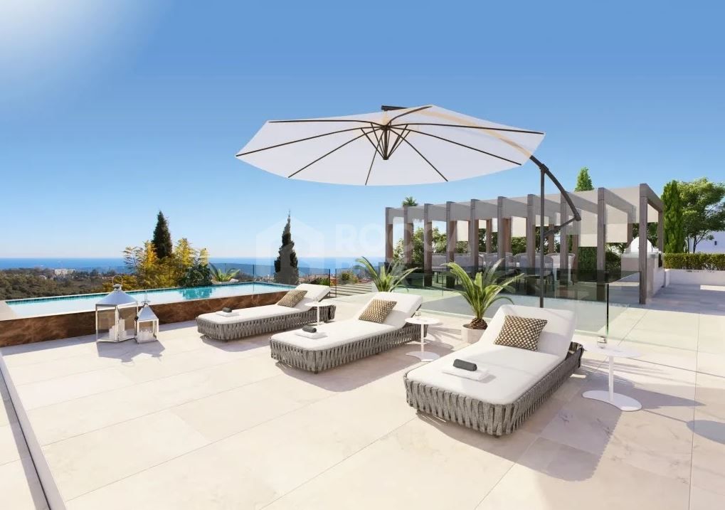 Exquisite Bespoke Villa in Los Flamingos: Unparalleled Luxury and Design