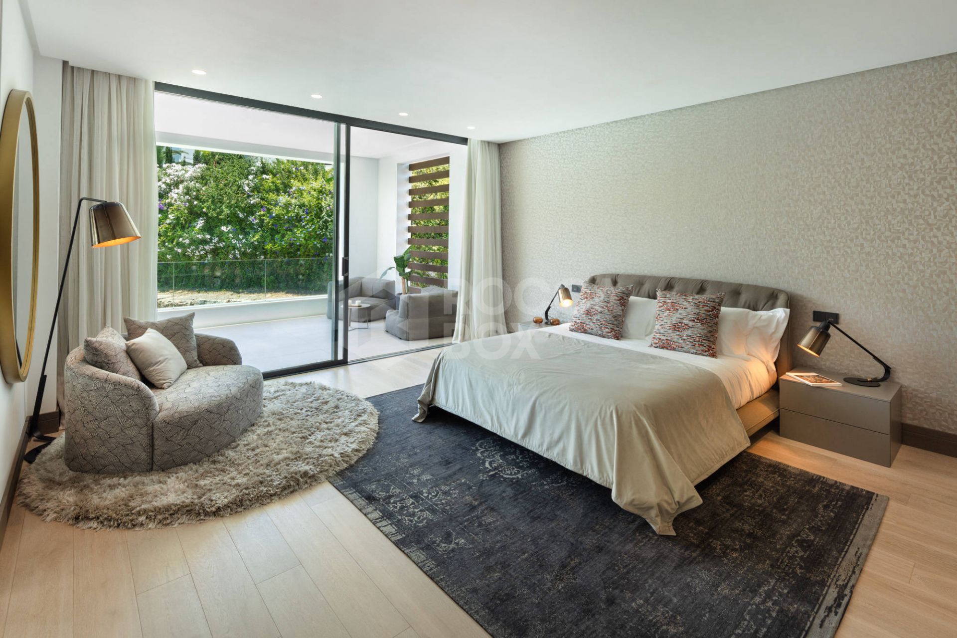Contemporary Masterpiece in Nueva Andalucia: A Luxurious Haven