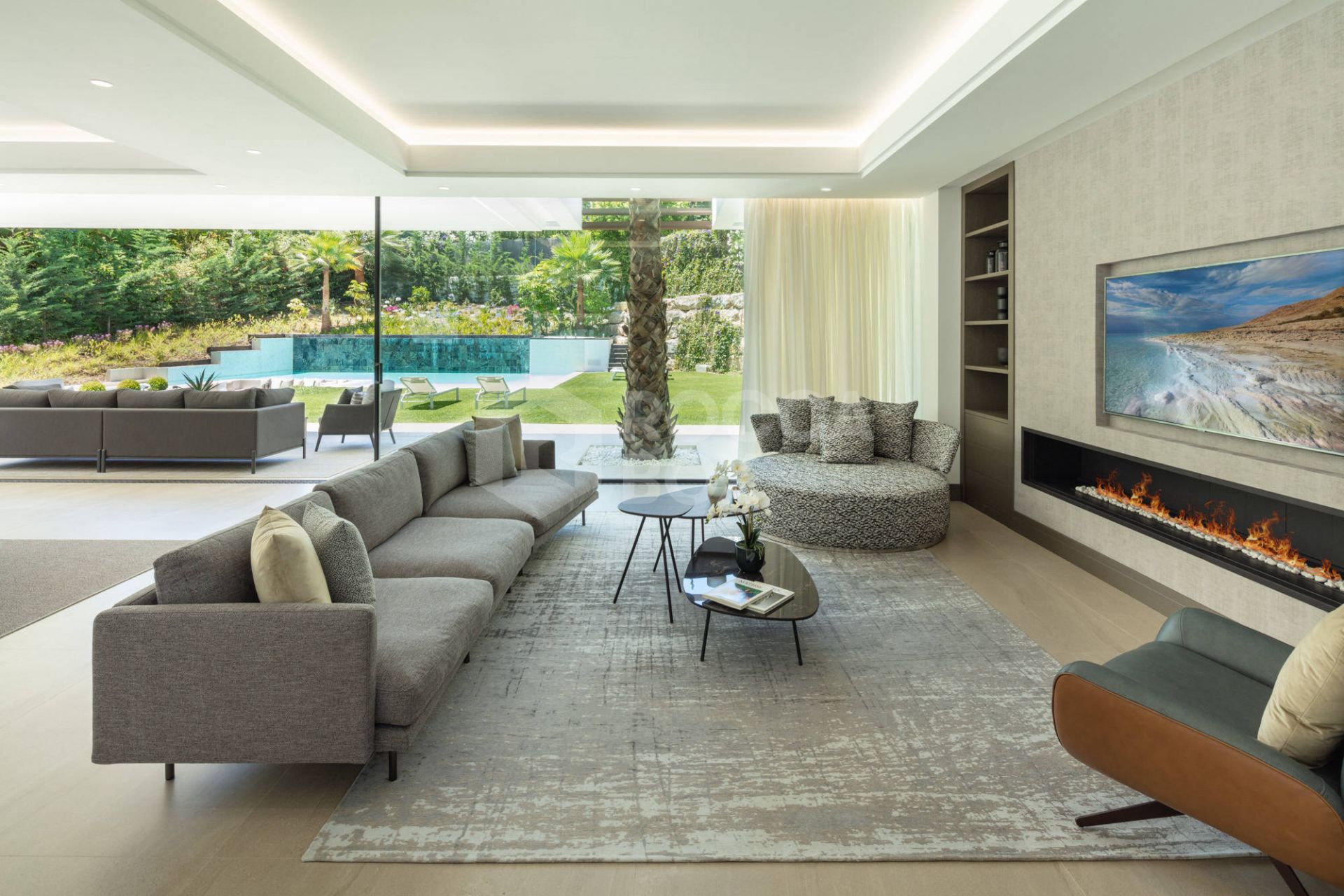 Contemporary Masterpiece in Nueva Andalucia: A Luxurious Haven