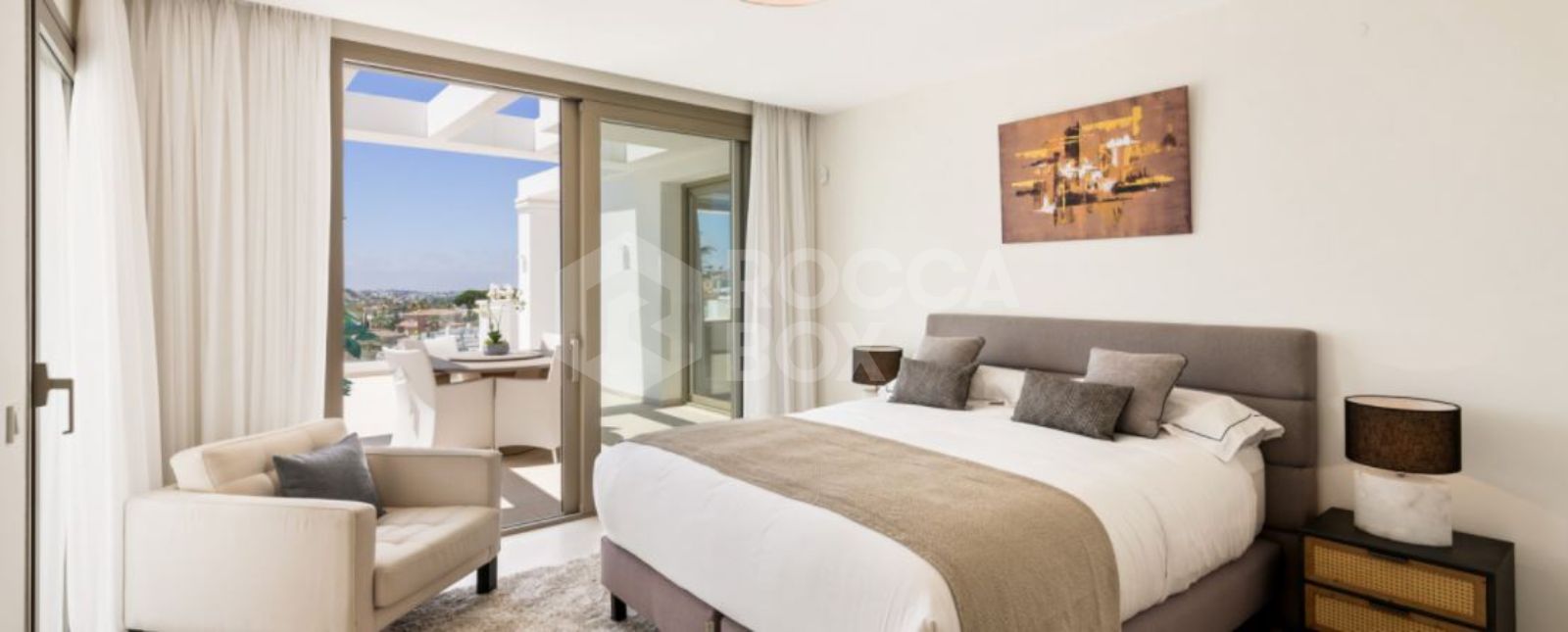 Luxurious Apartments with Unparalleled Amenities: An Exquisite Living Experience