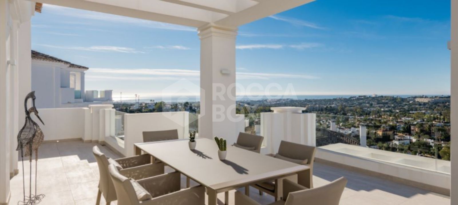 Luxurious Apartments with Unparalleled Amenities: An Exquisite Living Experience