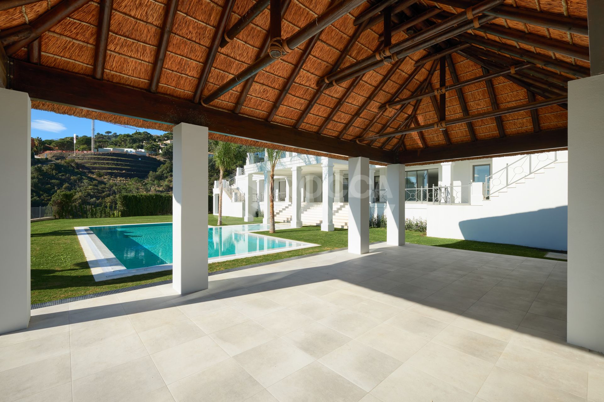 Spectacular luxury villa for sale in El Madroñal, Benahavis.