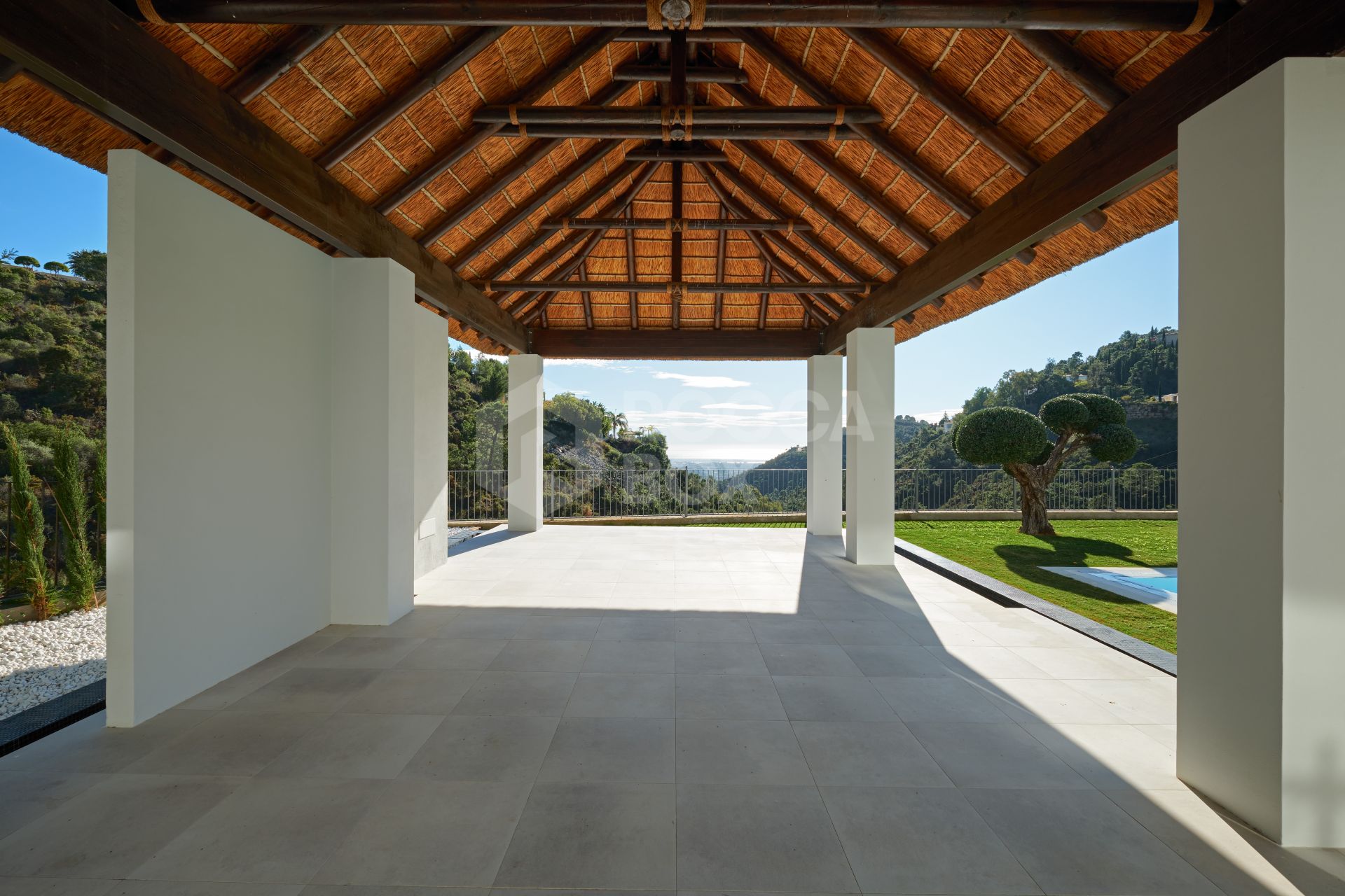 Spectacular luxury villa for sale in El Madroñal, Benahavis.