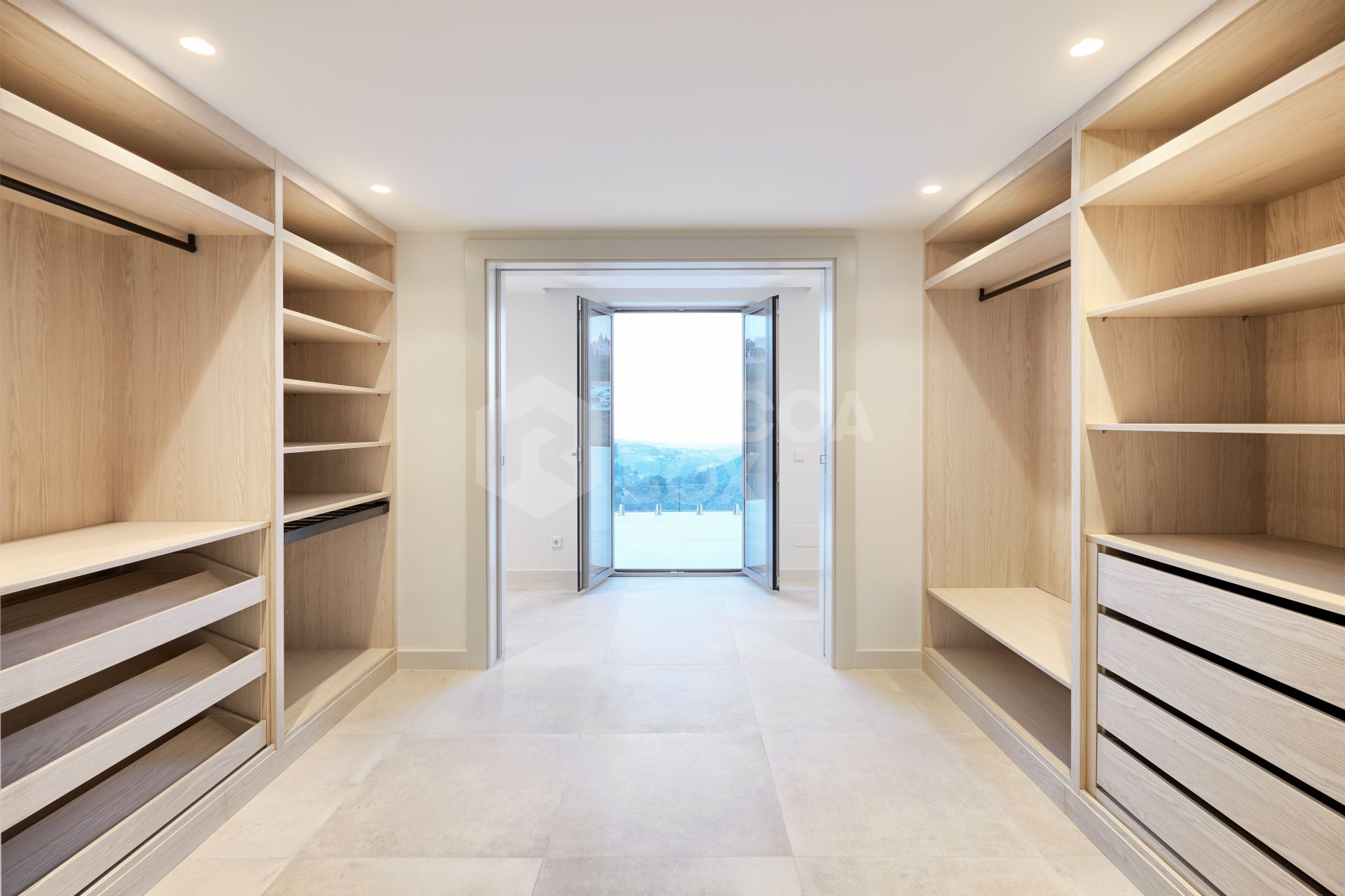 Spectacular luxury villa for sale in El Madroñal, Benahavis.