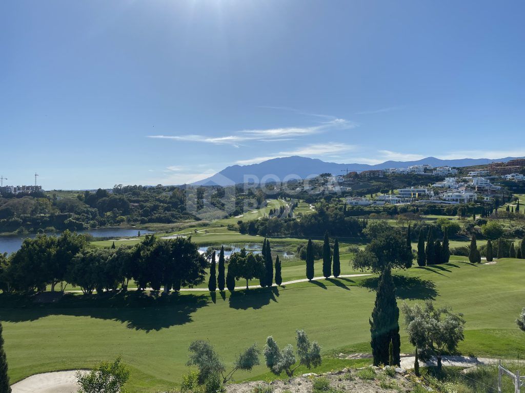 Luxurious Villa in the Prestigious Golf Courses of Benahavis