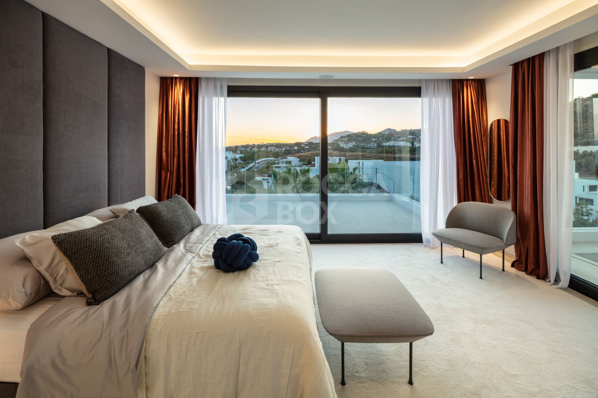 The Wow Factor New Villa in Nueva Andalucia, Marbella