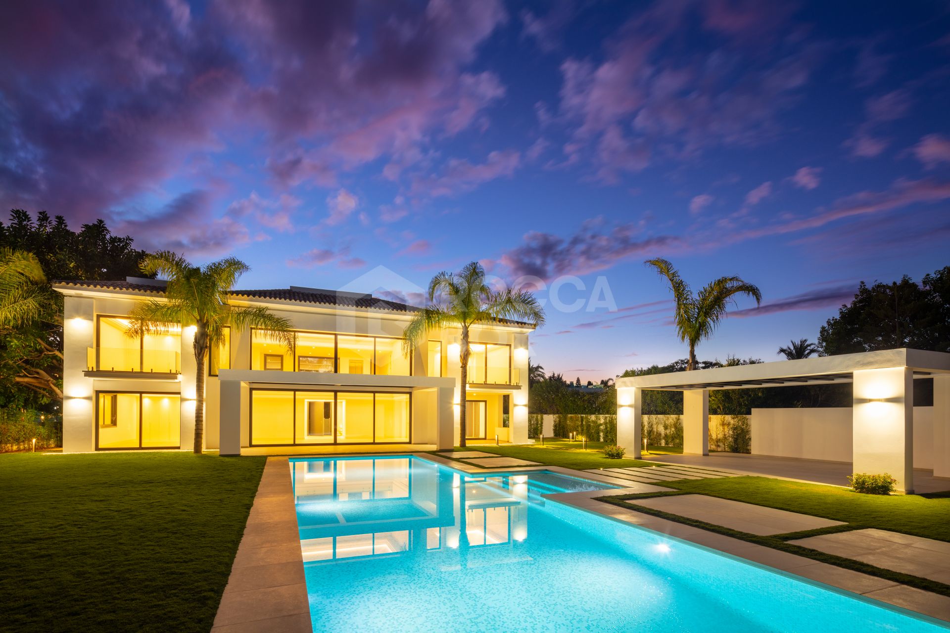 Modern Mansion Less Than 100m From The Beach Marbella