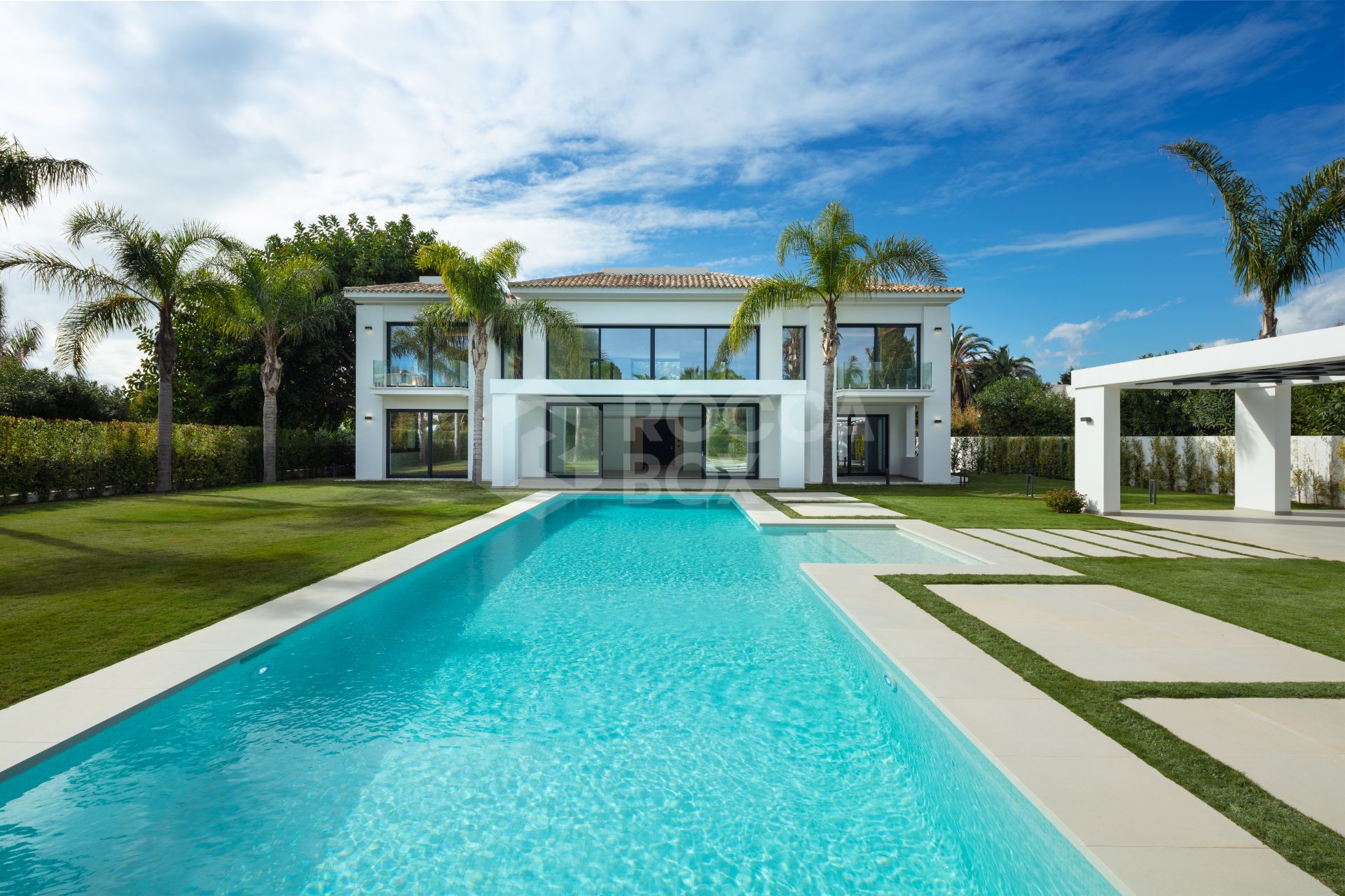 Modern Mansion Less Than 100m From The Beach Marbella