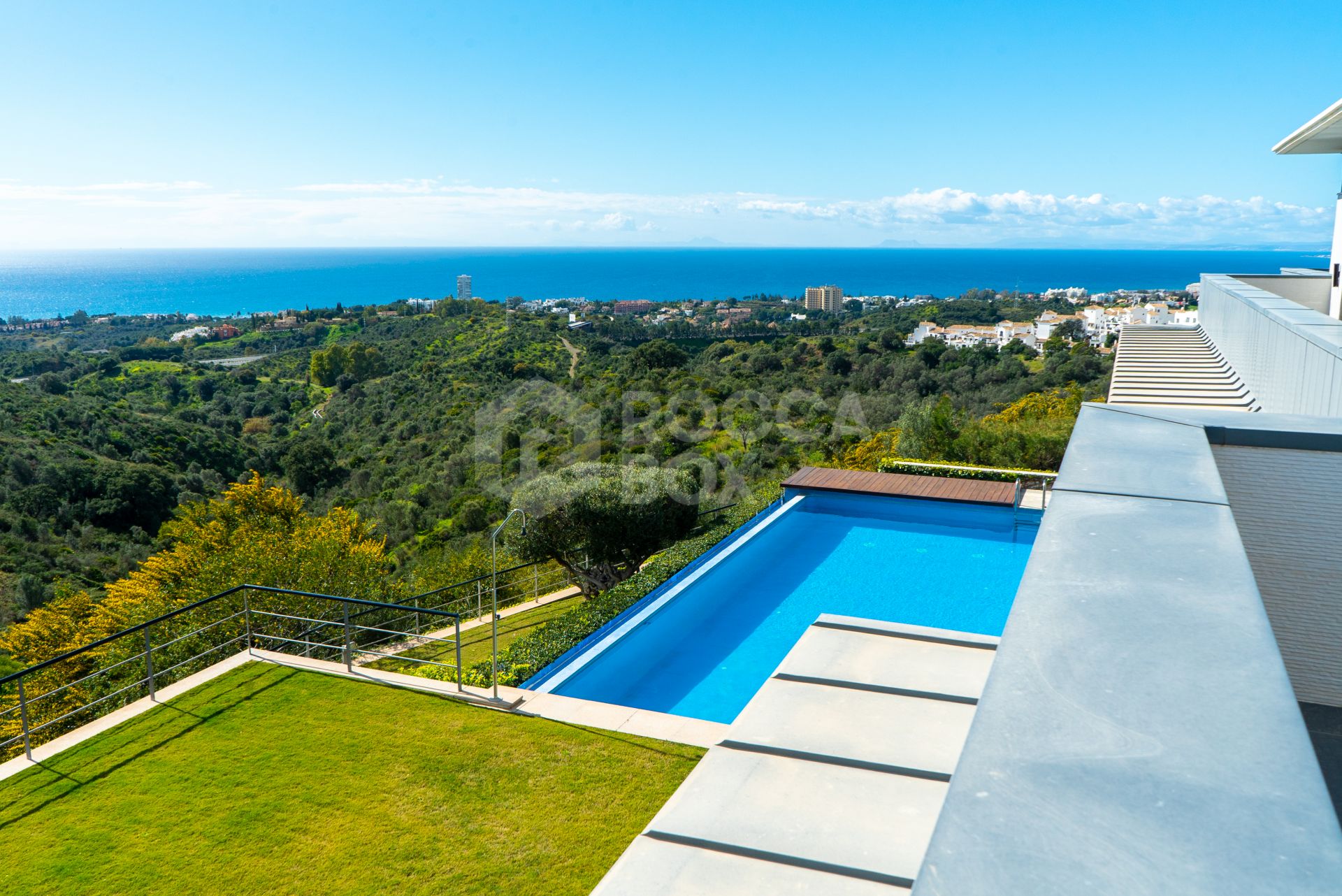 360º SEA VIEWS VILLA IN ALTOS DE LOS MONTEROS MARBELLA