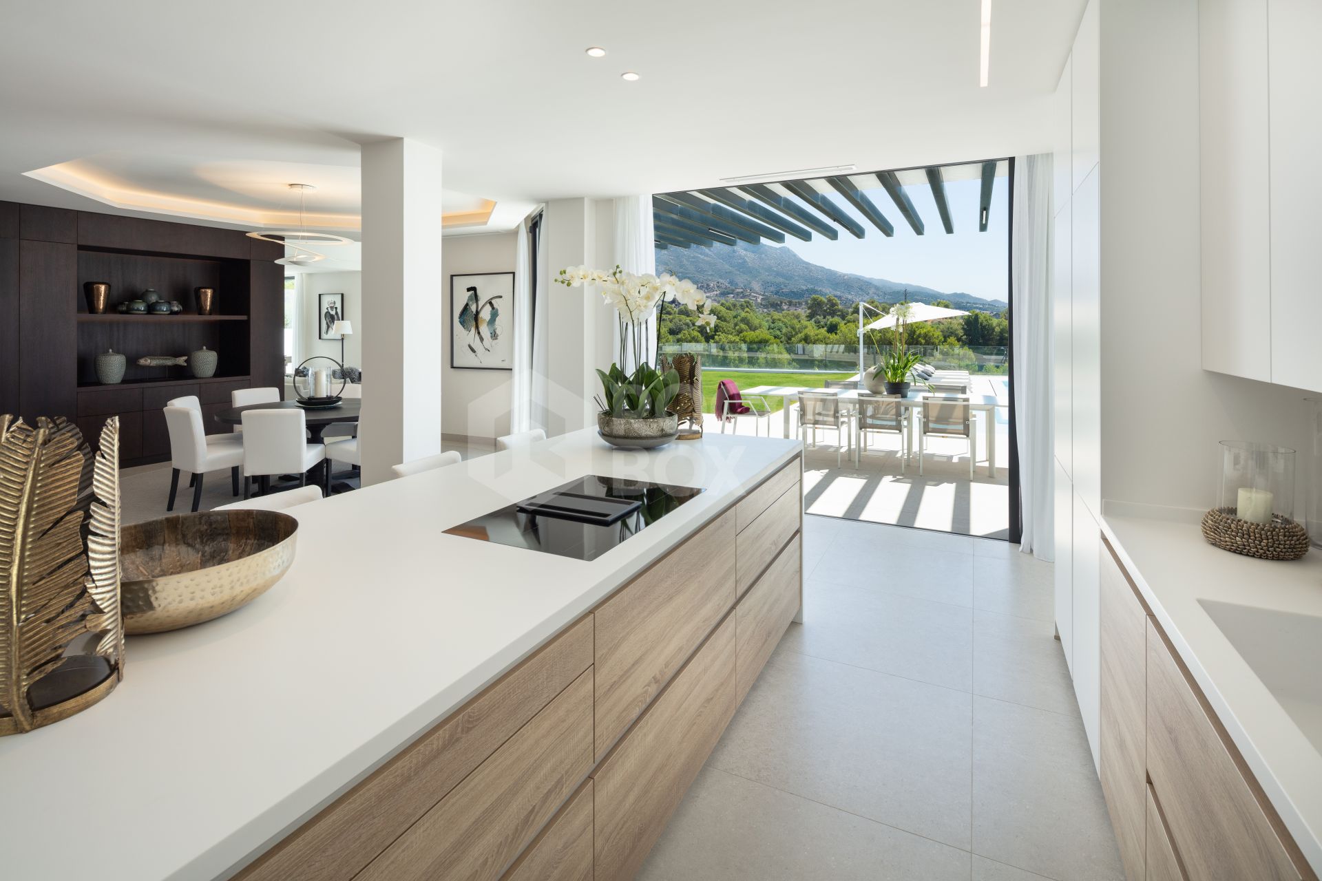 Live In The Lap Of Luxury A Modern 5 Bed 5 Villa Nueva Andalucia, Marbella