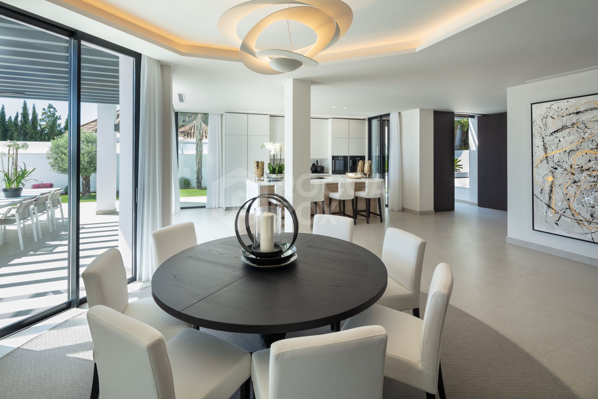 Live In The Lap Of Luxury A Modern 5 Bed 5 Villa Nueva Andalucia, Marbella