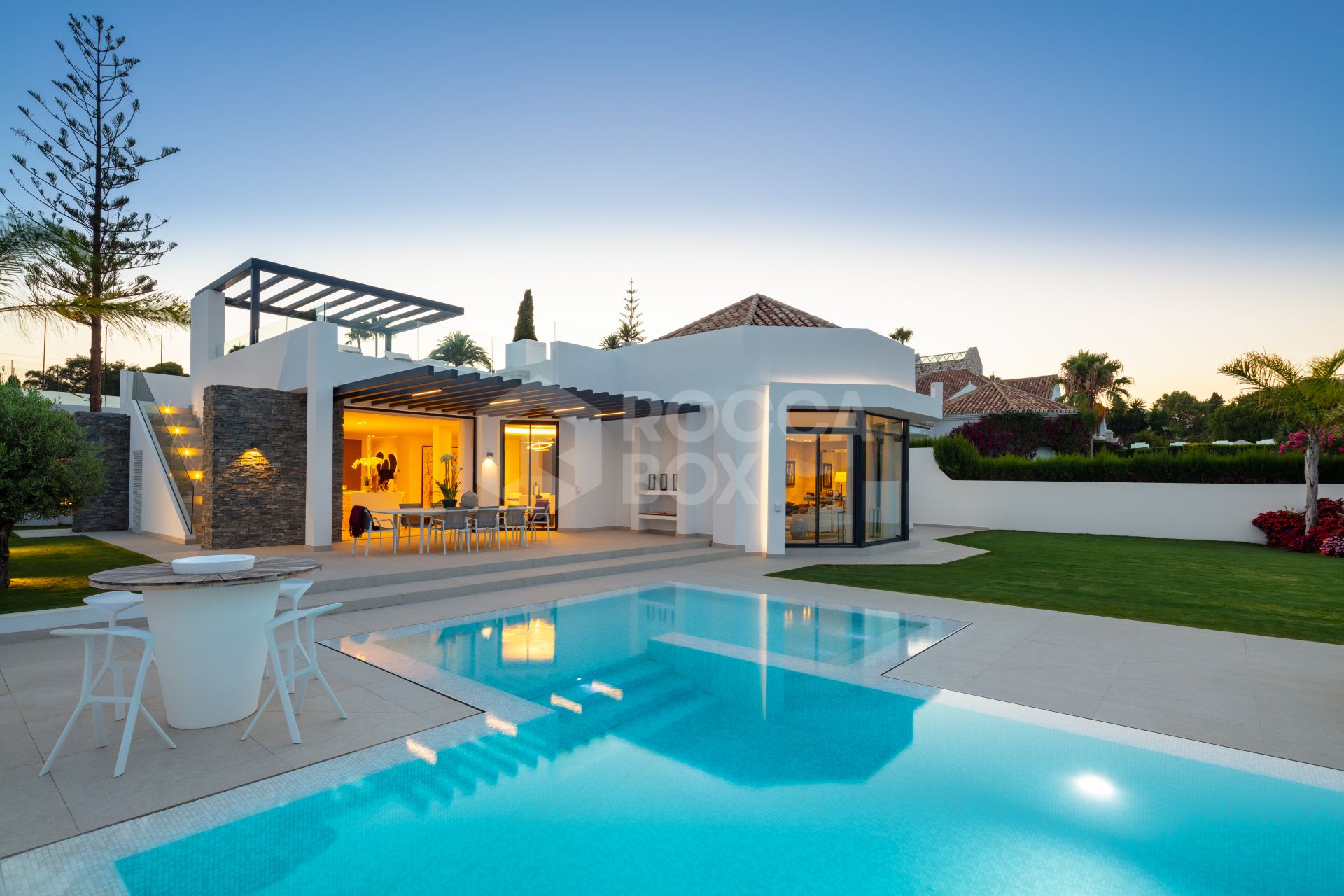 Live In The Lap Of Luxury A Modern 5 Bed 5 Villa Nueva Andalucia, Marbella