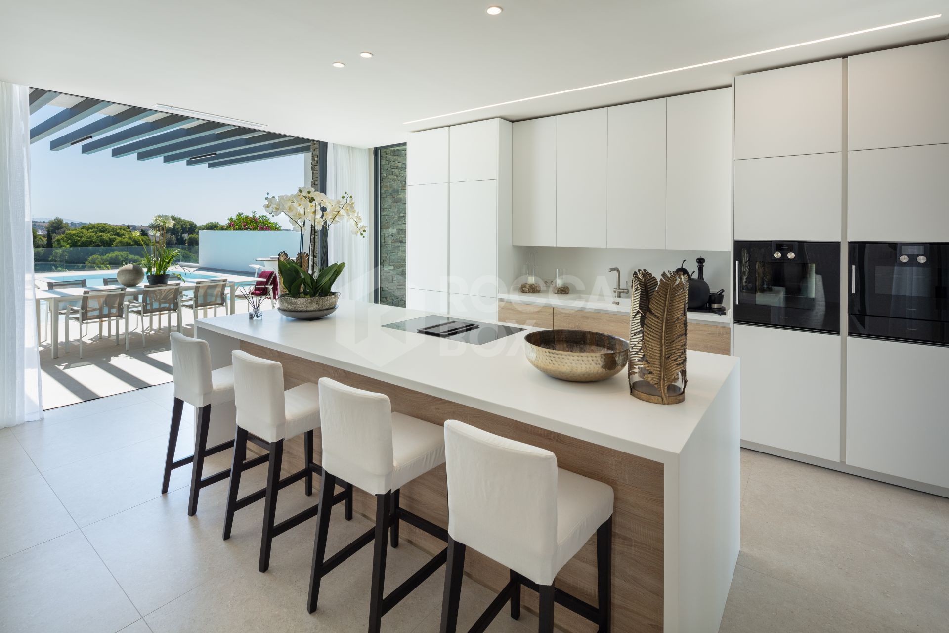 Live In The Lap Of Luxury A Modern 5 Bed 5 Villa Nueva Andalucia, Marbella