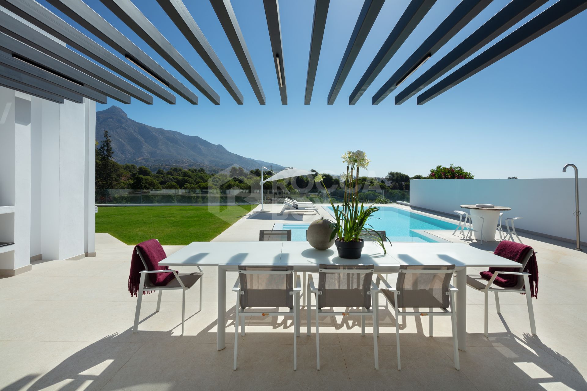 Live In The Lap Of Luxury A Modern 5 Bed 5 Villa Nueva Andalucia, Marbella