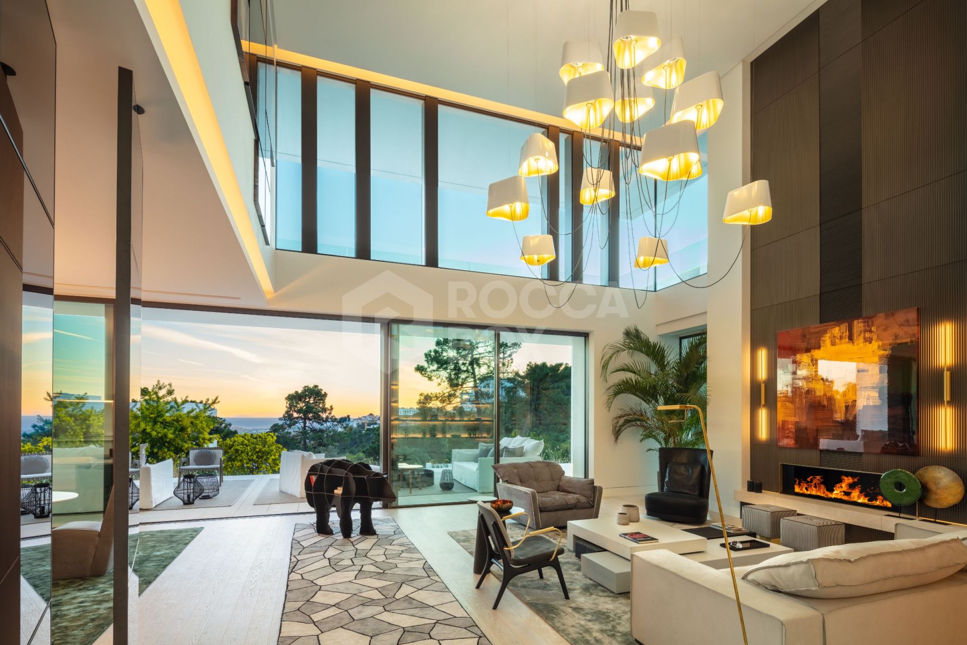 A stunning collection of built mountain villas minutes from Marbella and Puerto Banus.