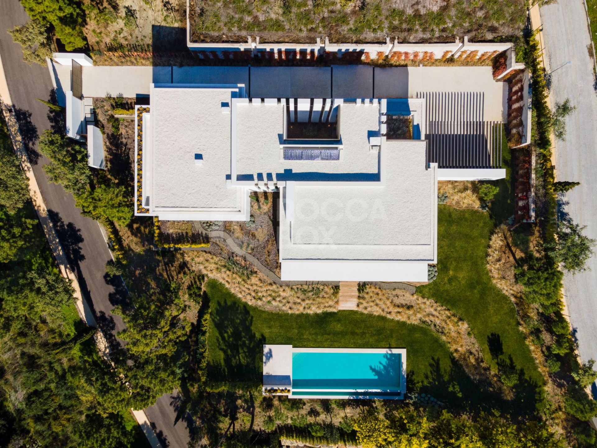 A stunning collection of built mountain villas minutes from Marbella and Puerto Banus.