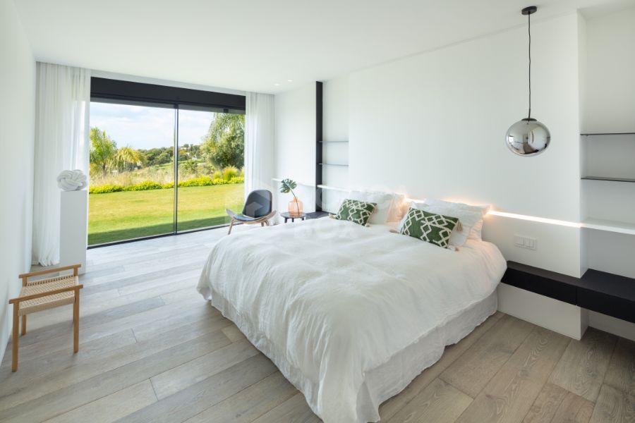 Exquisite Marbella Villa With Panoramic Sea Views