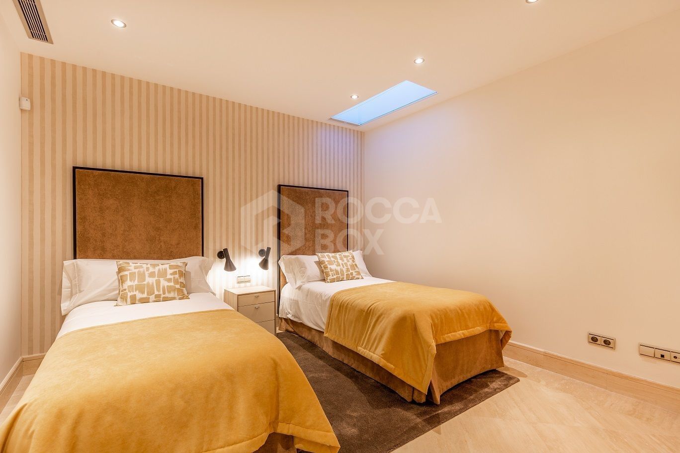 Spectacular Townhouse Exclusive in Sierra Blanca del Mar