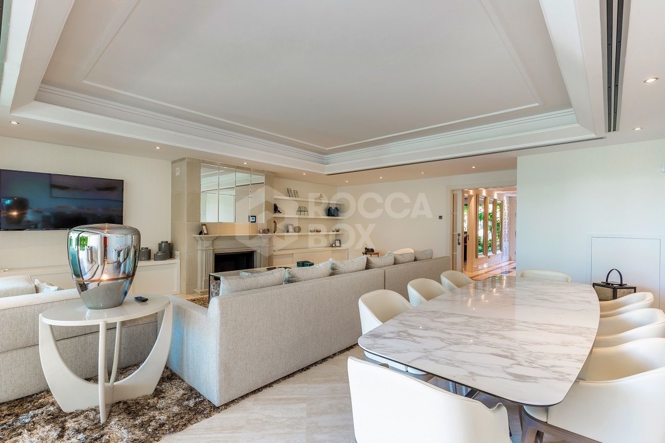 Spectacular Townhouse Exclusive in Sierra Blanca del Mar