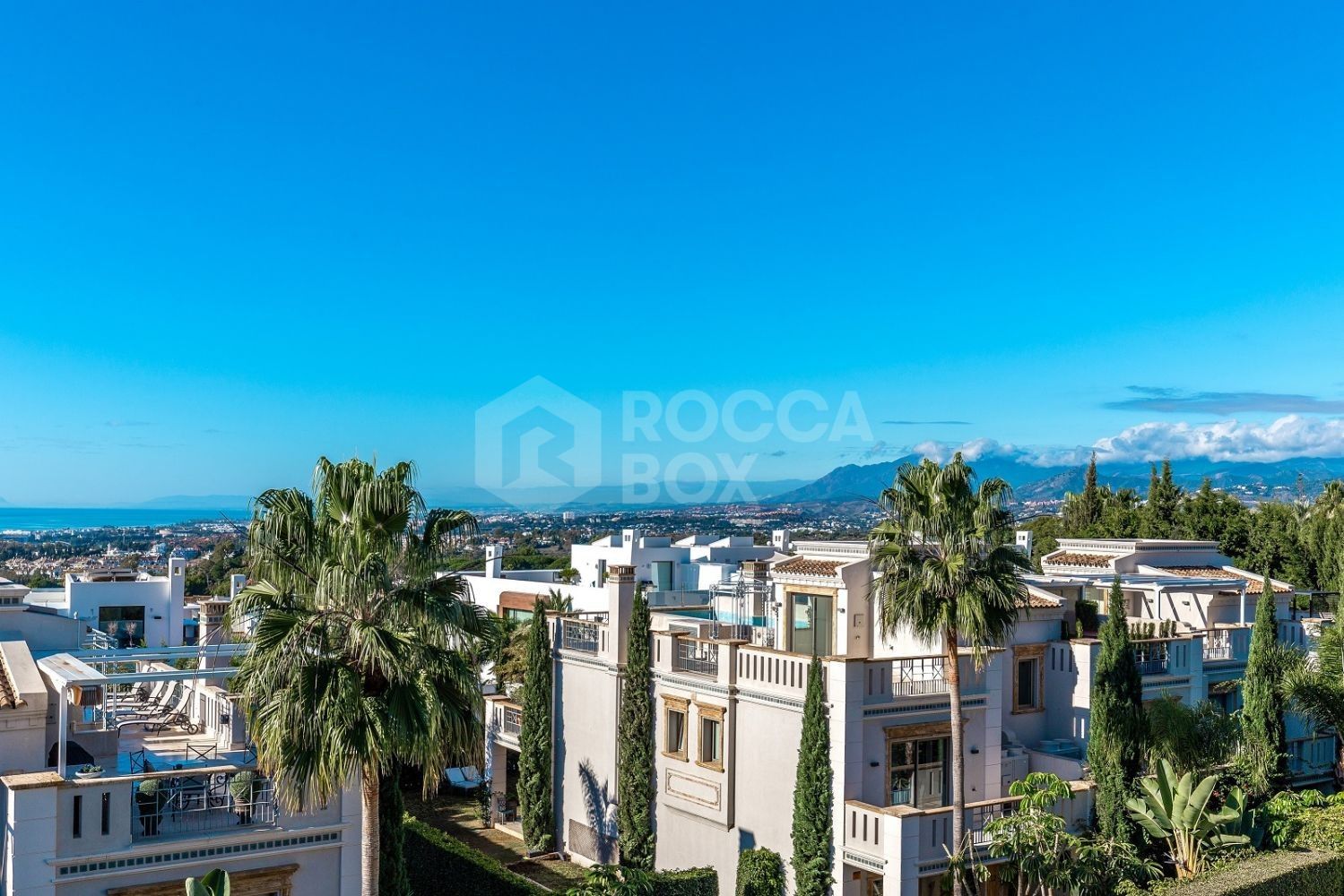 Spectacular Townhouse Exclusive in Sierra Blanca del Mar