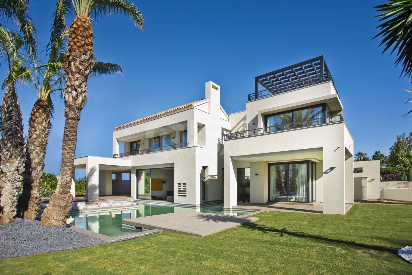Luxury Villa close to Marbella Golden Mile and Puerto Banus