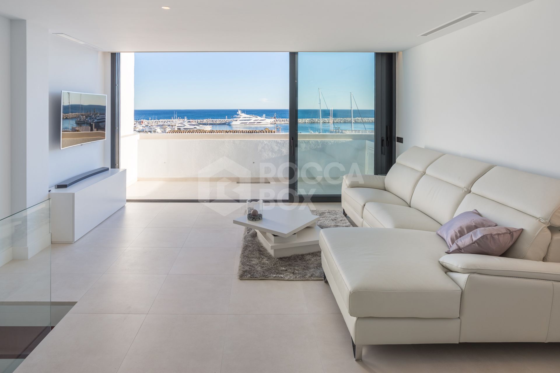 Duplex Penthouse for sale in Puerto Banus, Marbella (All)