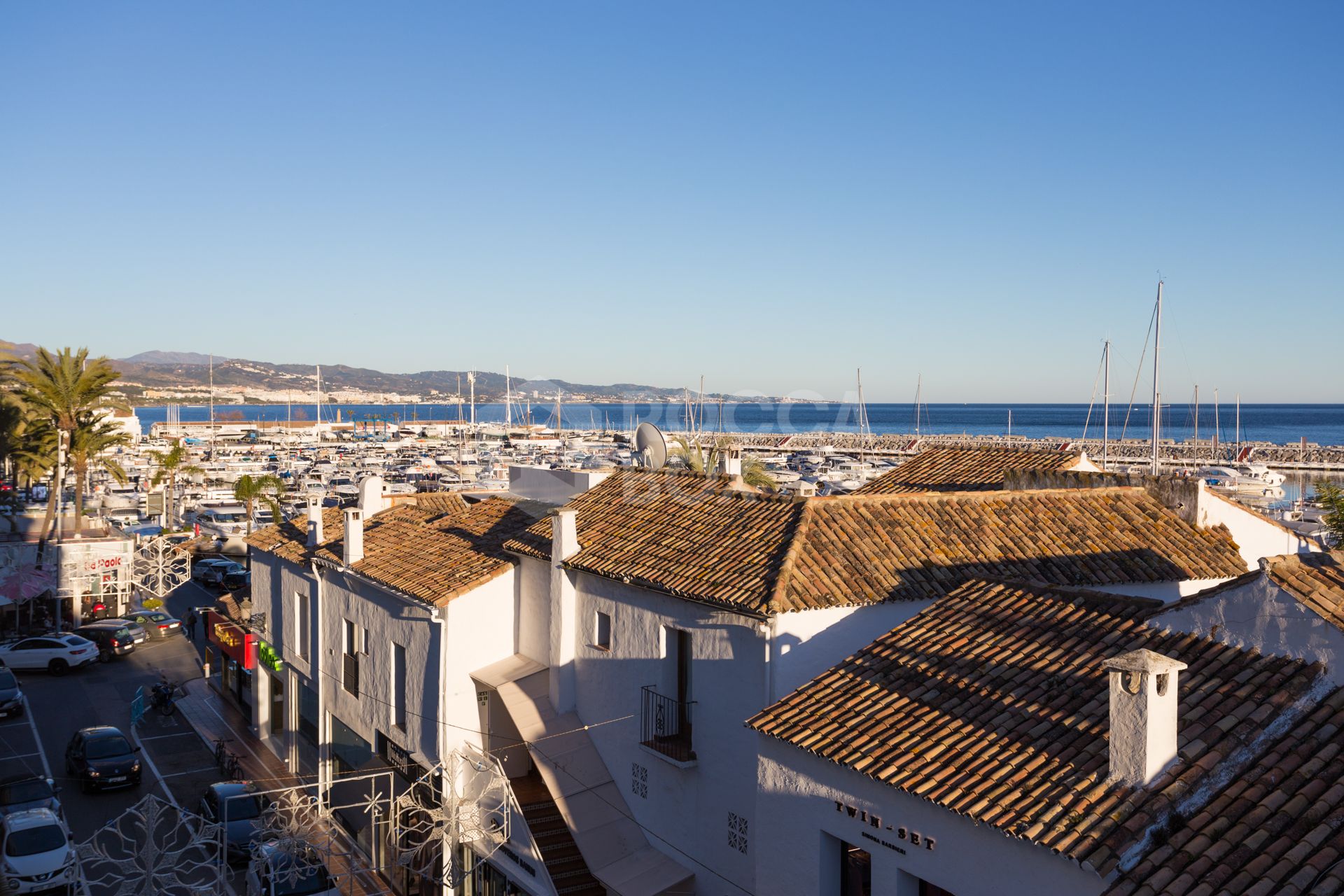 Duplex Penthouse for sale in Puerto Banus, Marbella (All)