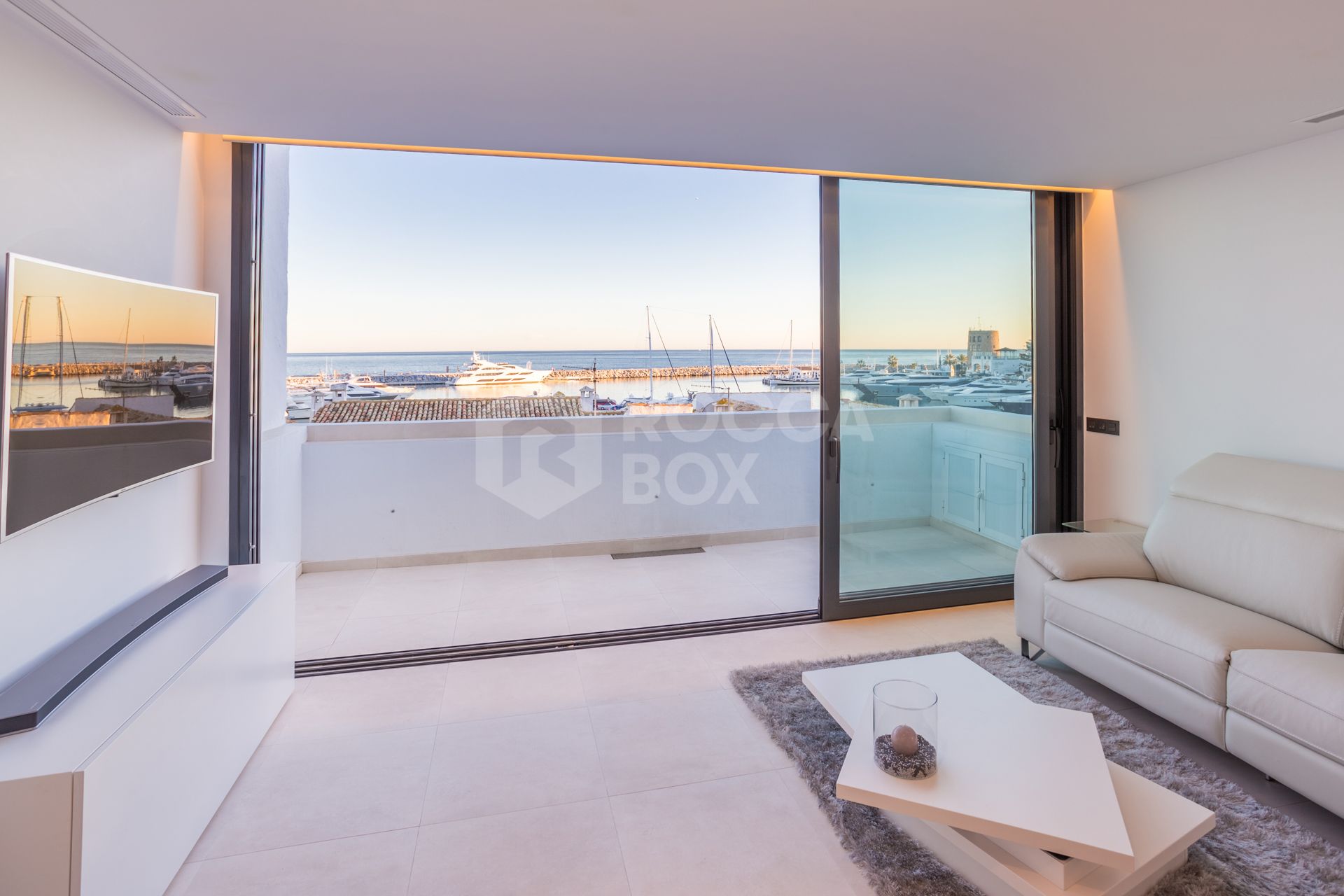 Duplex Penthouse for sale in Puerto Banus, Marbella (All)