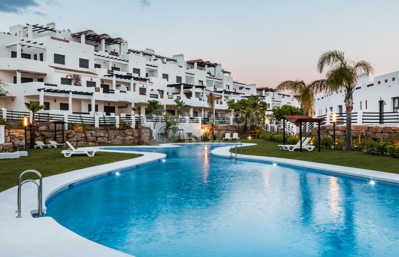 Duplex Penthouse for sale in La Resina Golf, Estepona East