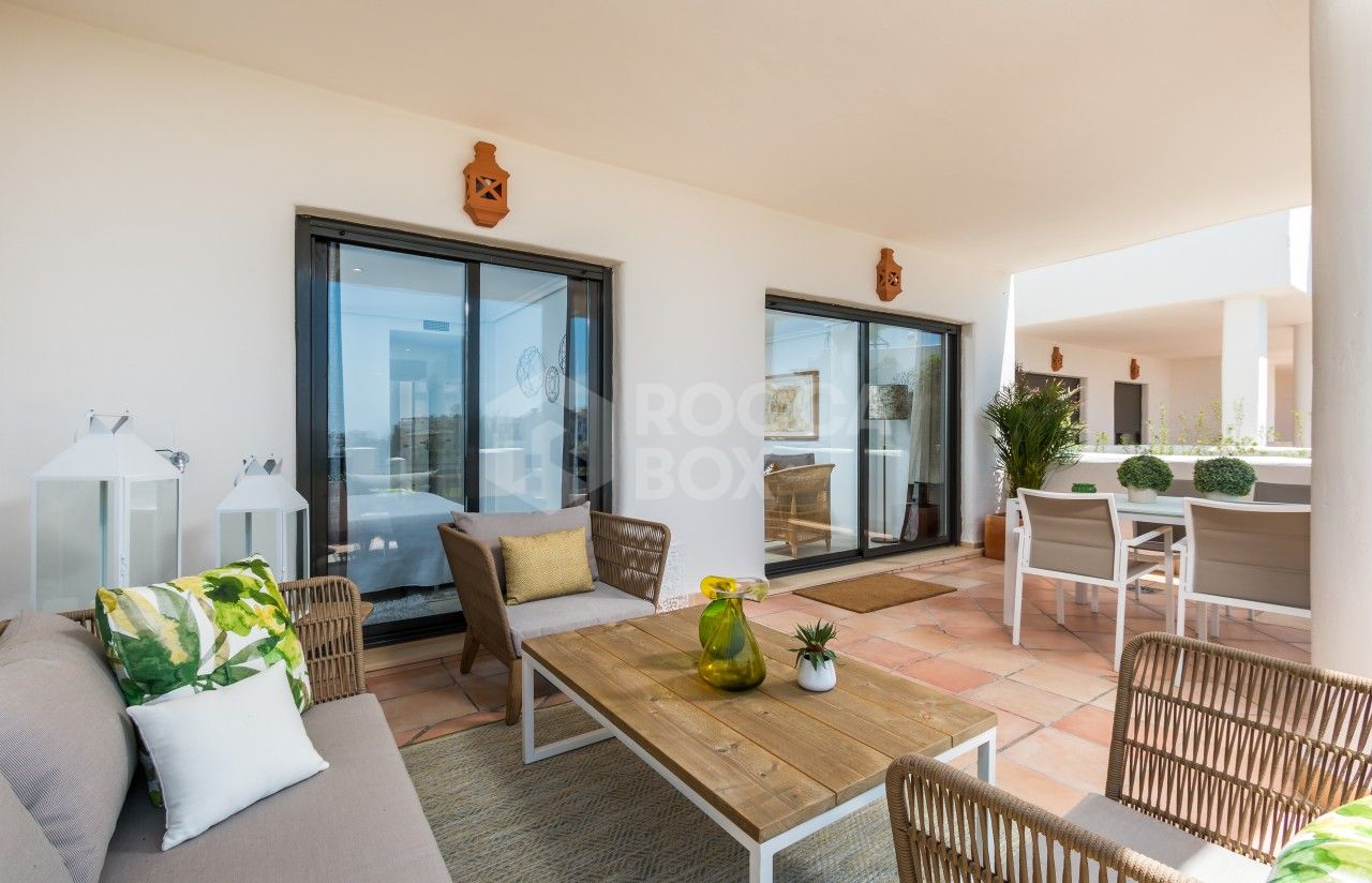 Duplex Penthouse for sale in La Resina Golf, Estepona East