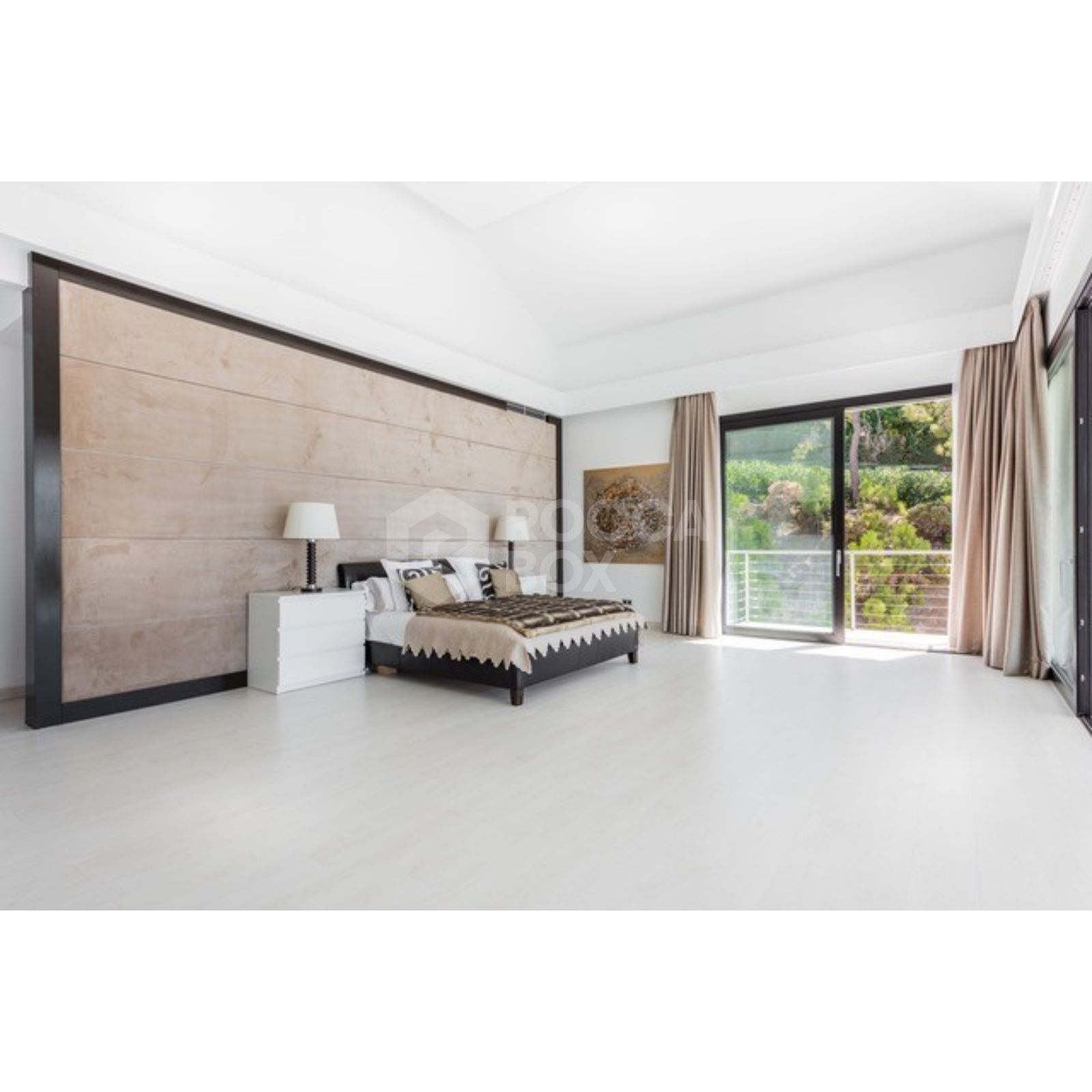 A rare opening exists to secure this villa for sale in La Zagaleta, Benahavis.