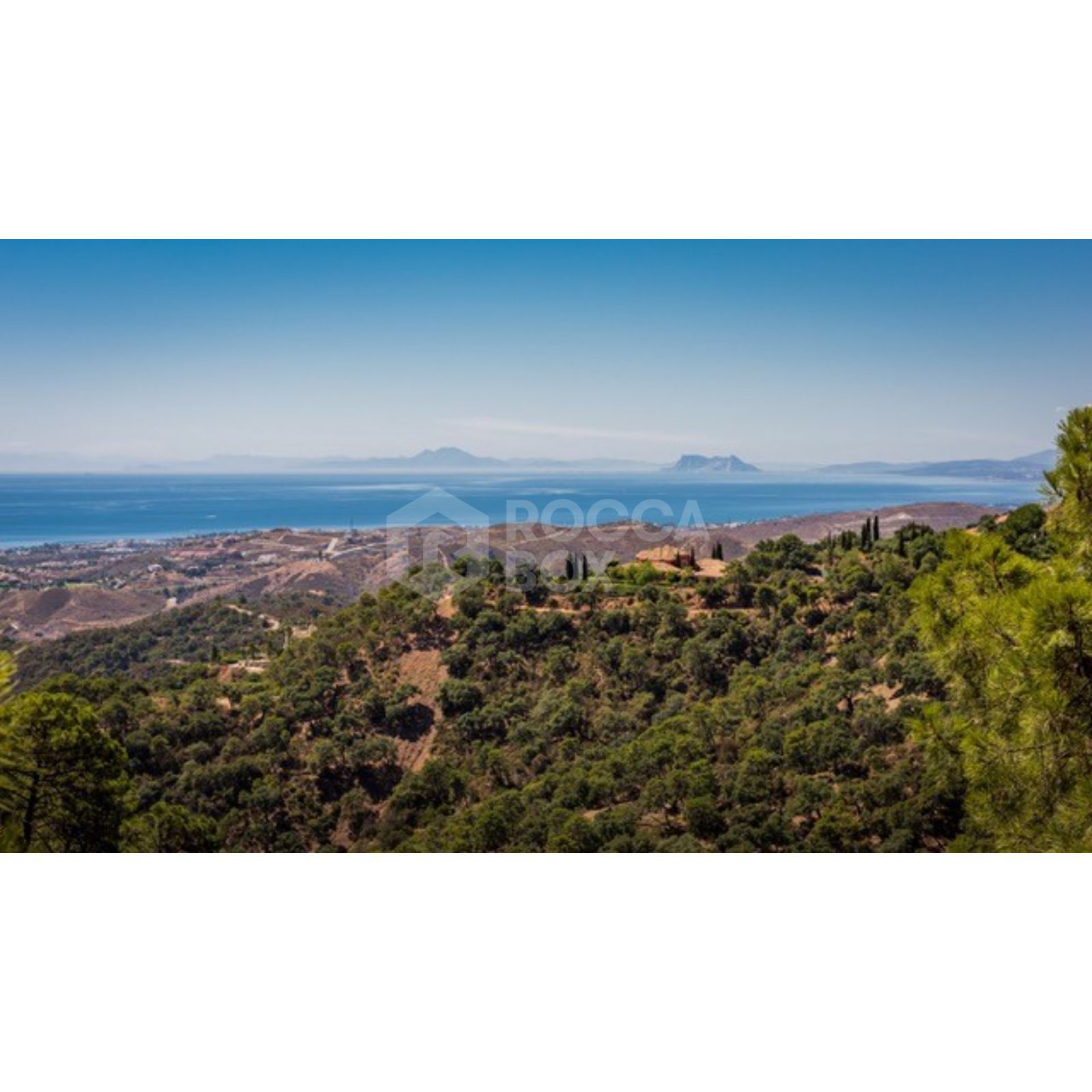 A rare opening exists to secure this villa for sale in La Zagaleta, Benahavis.