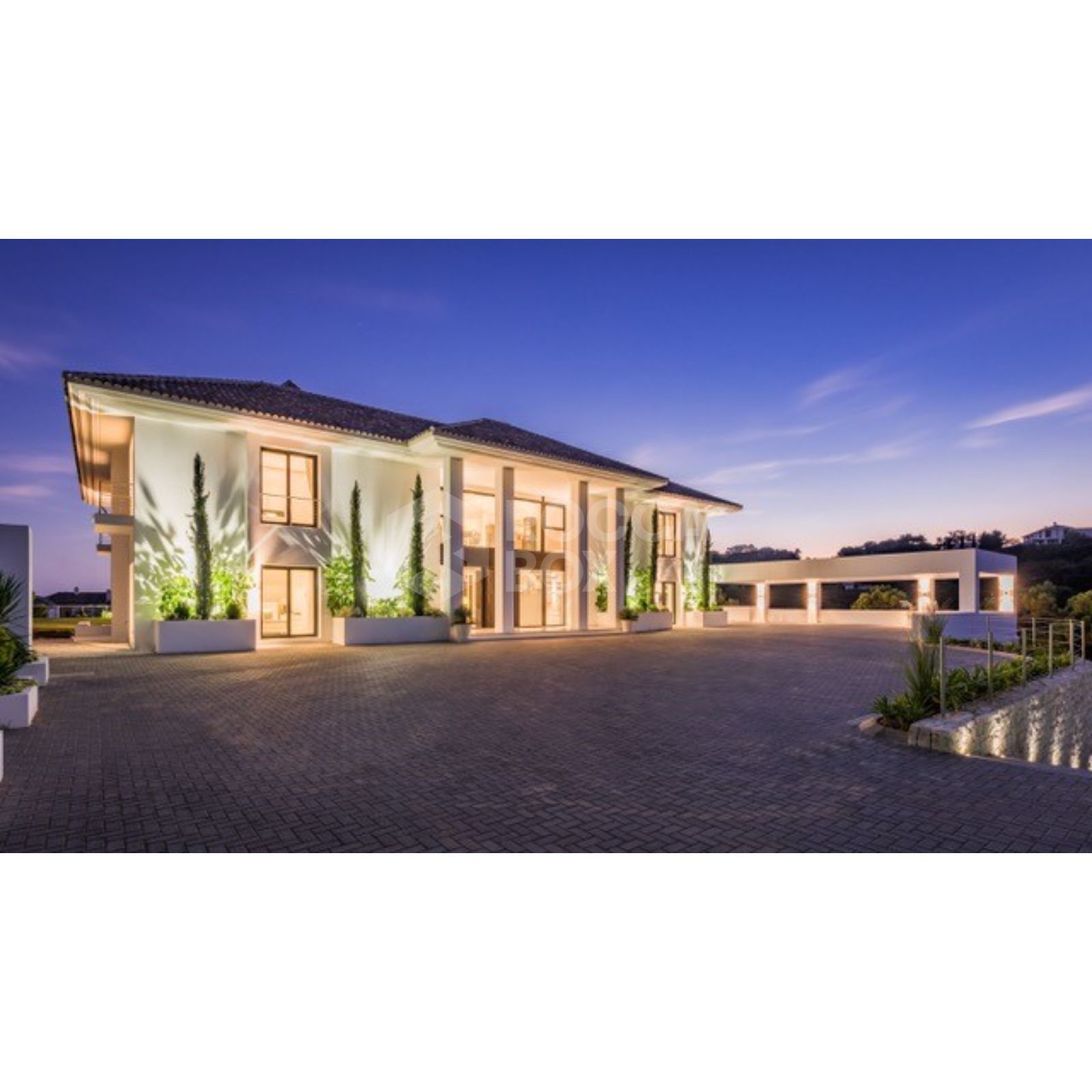 A rare opening exists to secure this villa for sale in La Zagaleta, Benahavis.
