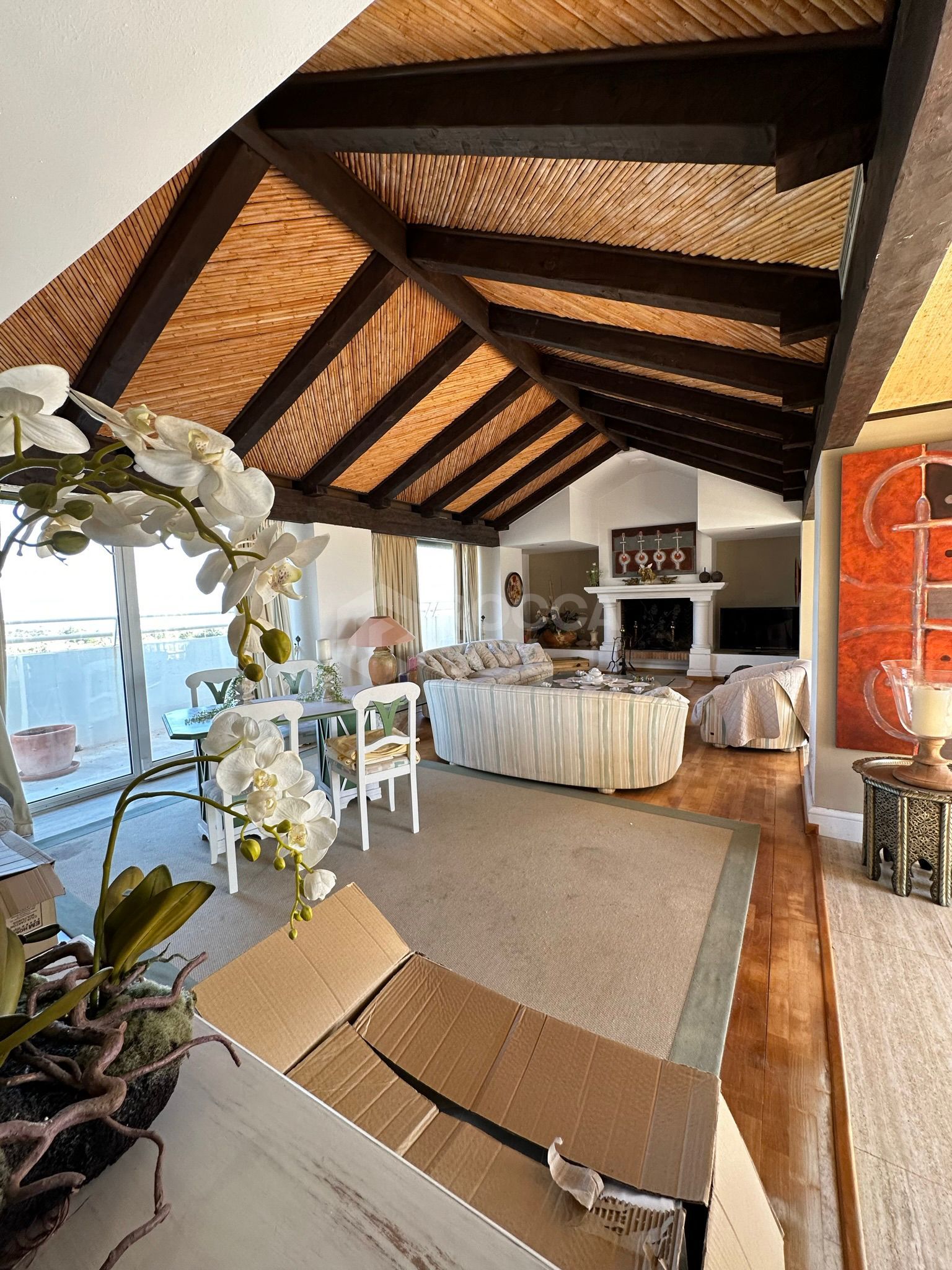 Stunning Penthouse with Mountain and Sea Views