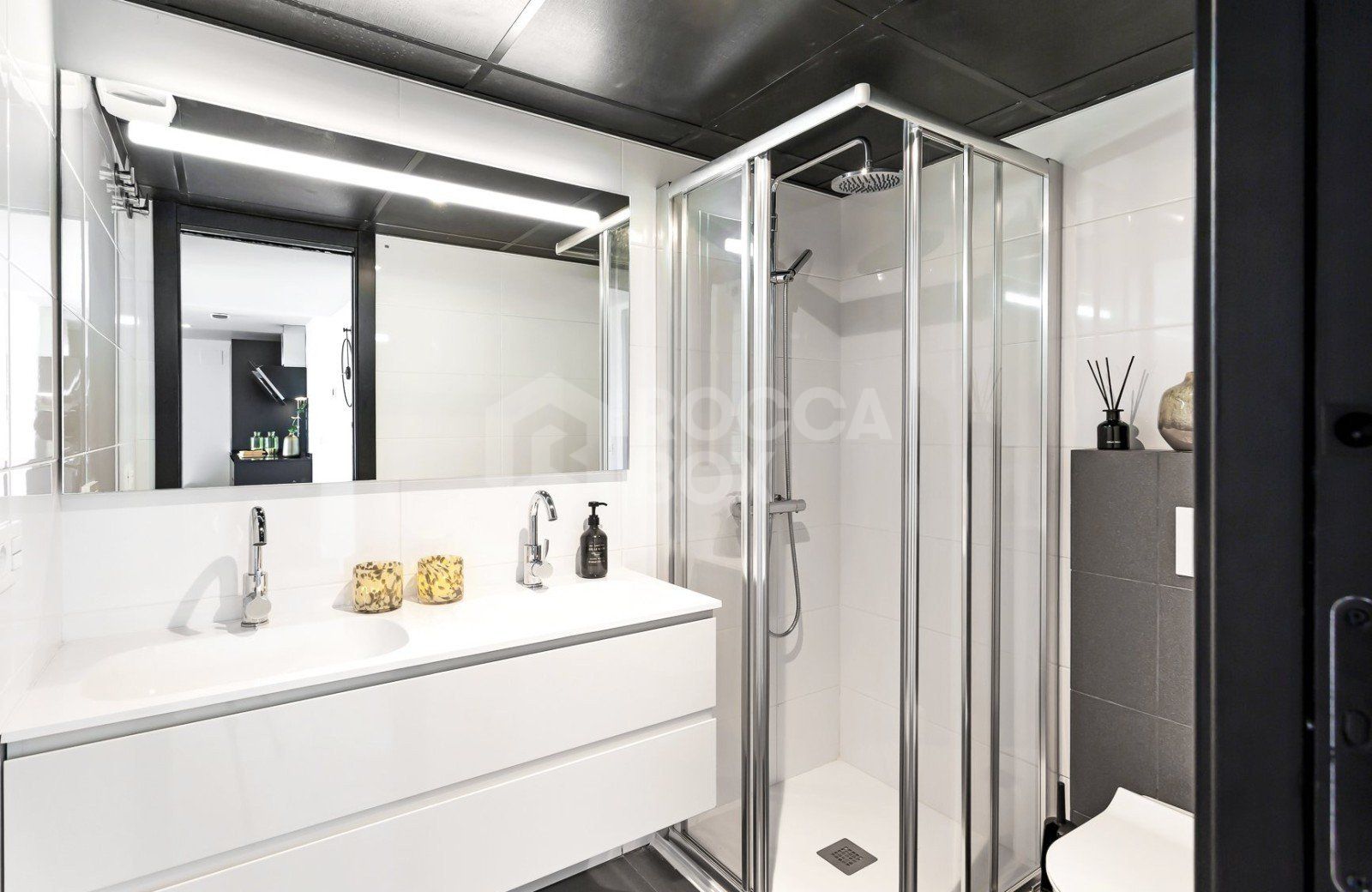 Luxury New Development with Spectacular Views and Guaranteed Rental Income in Mijas.