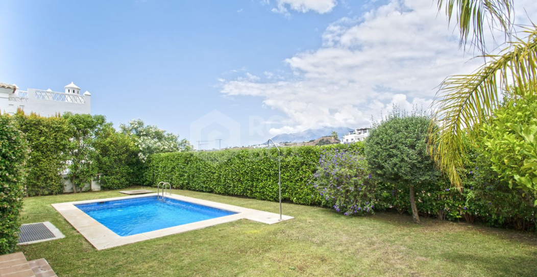 Villa with sea views, Marbella Northwest