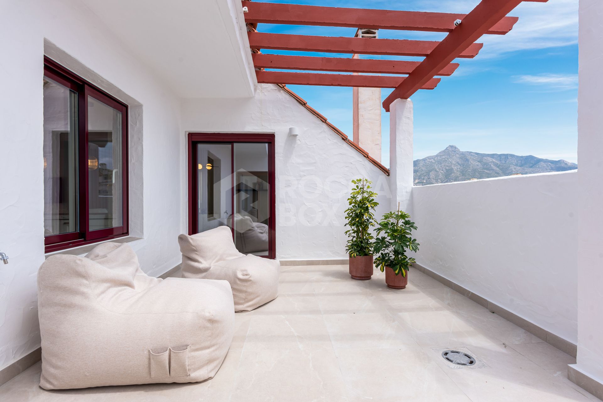 Duplex Penthouse in Nueva Andalucia, Marbella