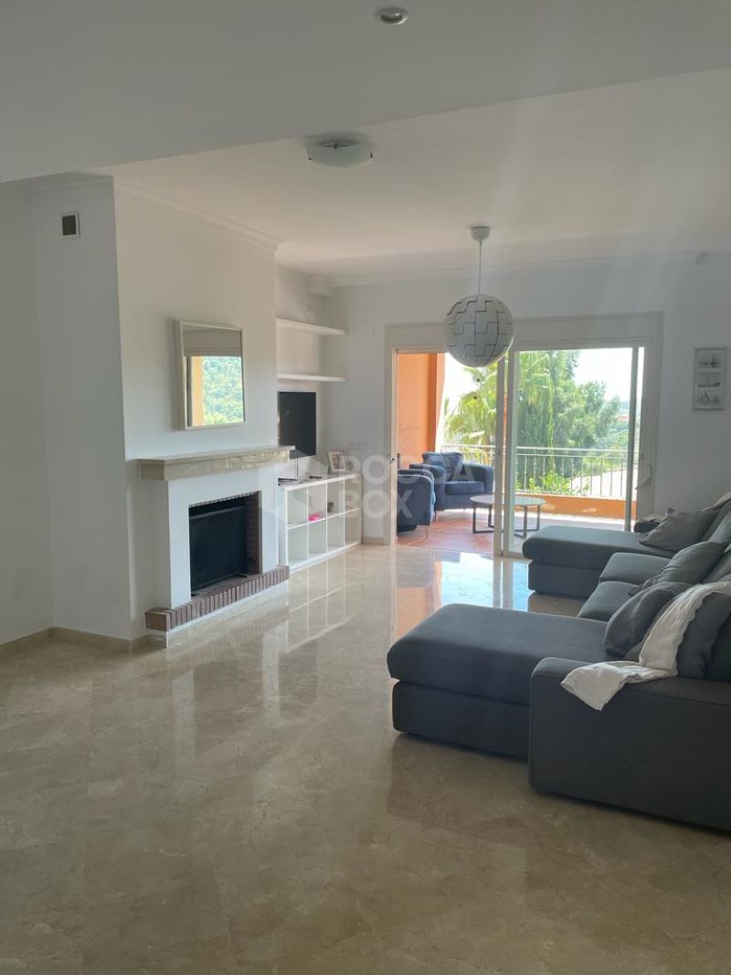 Ground Floor Duplex for long term rent in La Mairena, Marbella East
