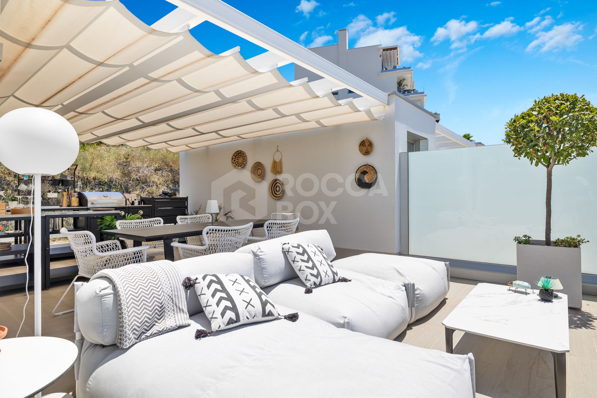 Amazing Townhouse with 3 floors in Estepona