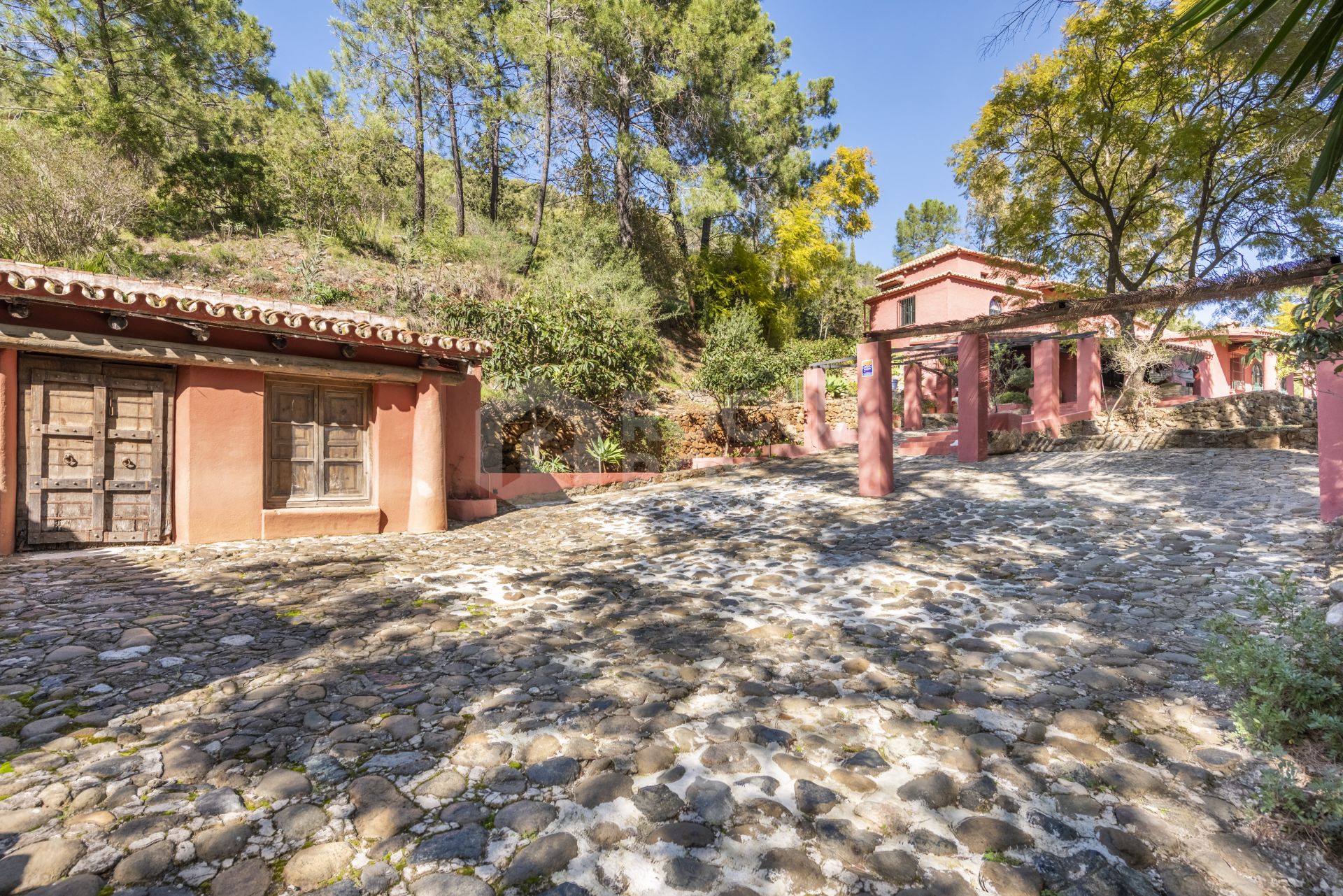 Country Villa in Benahavis, Marbella Northwest