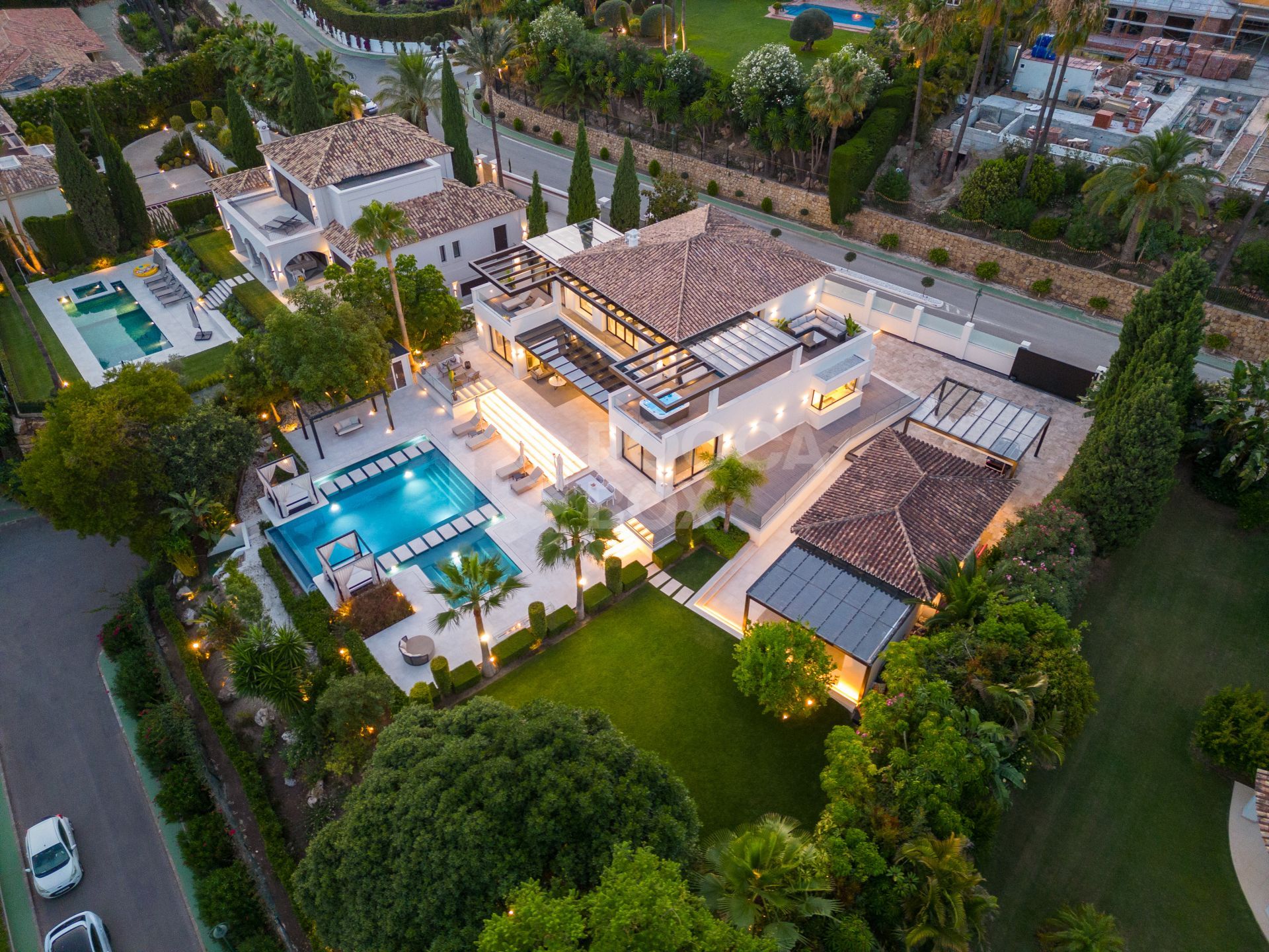 Eco-Friendly Villa in Marbella's Prestigious Nueva Andalucía