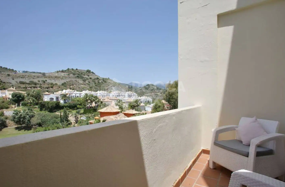 Luxury Apartment with Terrace Jacuzzi in Northwest of Marbella