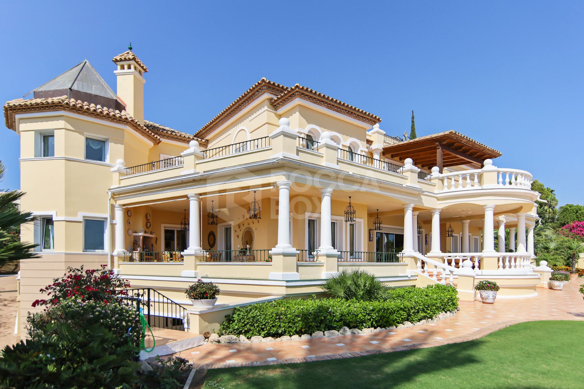 Traditional 5 bedroom villa in El Paraíso