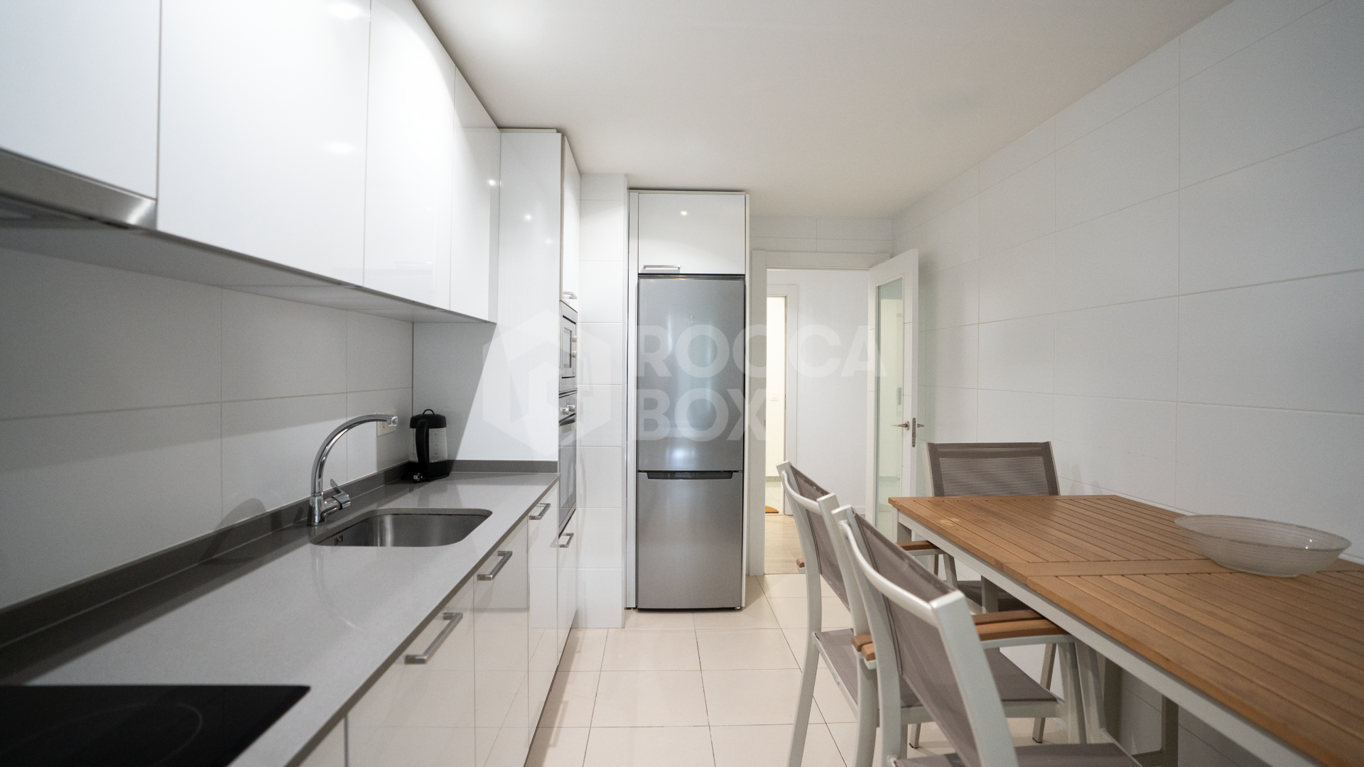 3 Bedroom Apartment in La Campana, Nueva Andalucia, Marbella