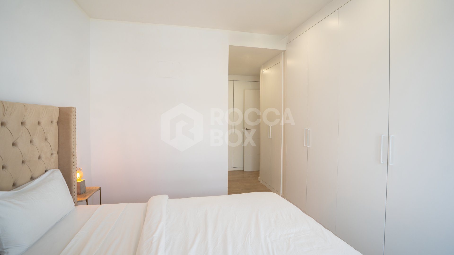 3 Bedroom Apartment in La Campana, Nueva Andalucia, Marbella