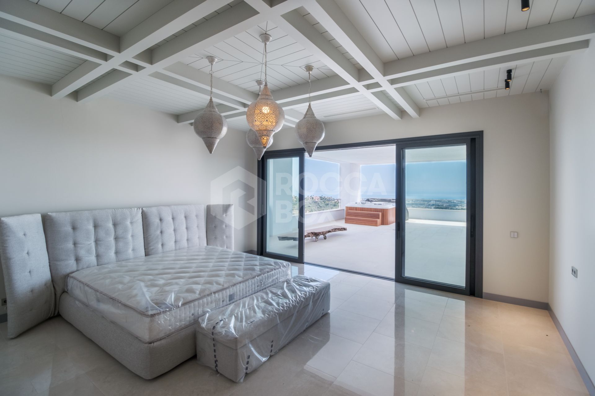 State-of-the-art 12 bedroom modern villa in Benahavís