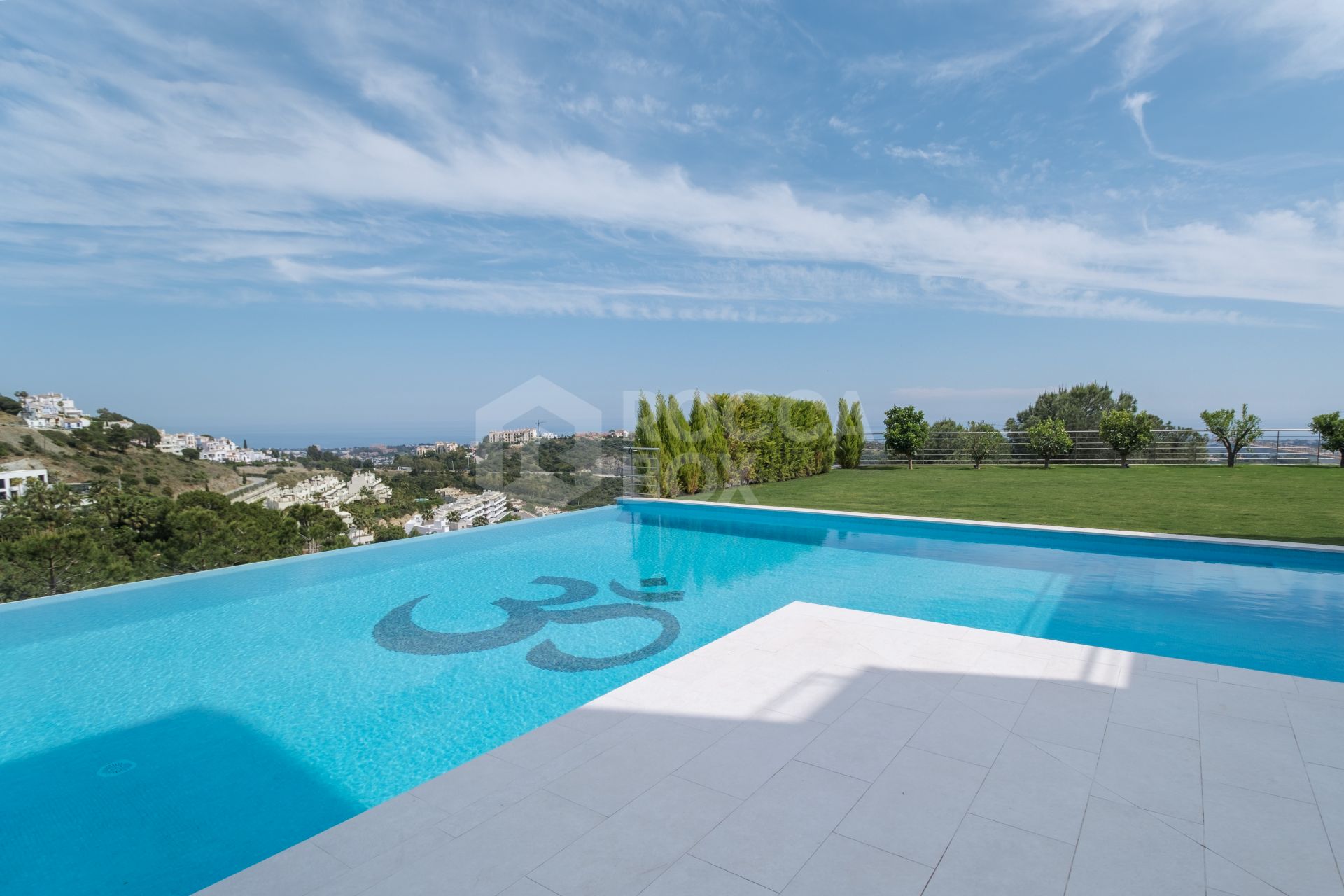 State-of-the-art 12 bedroom modern villa in Benahavís