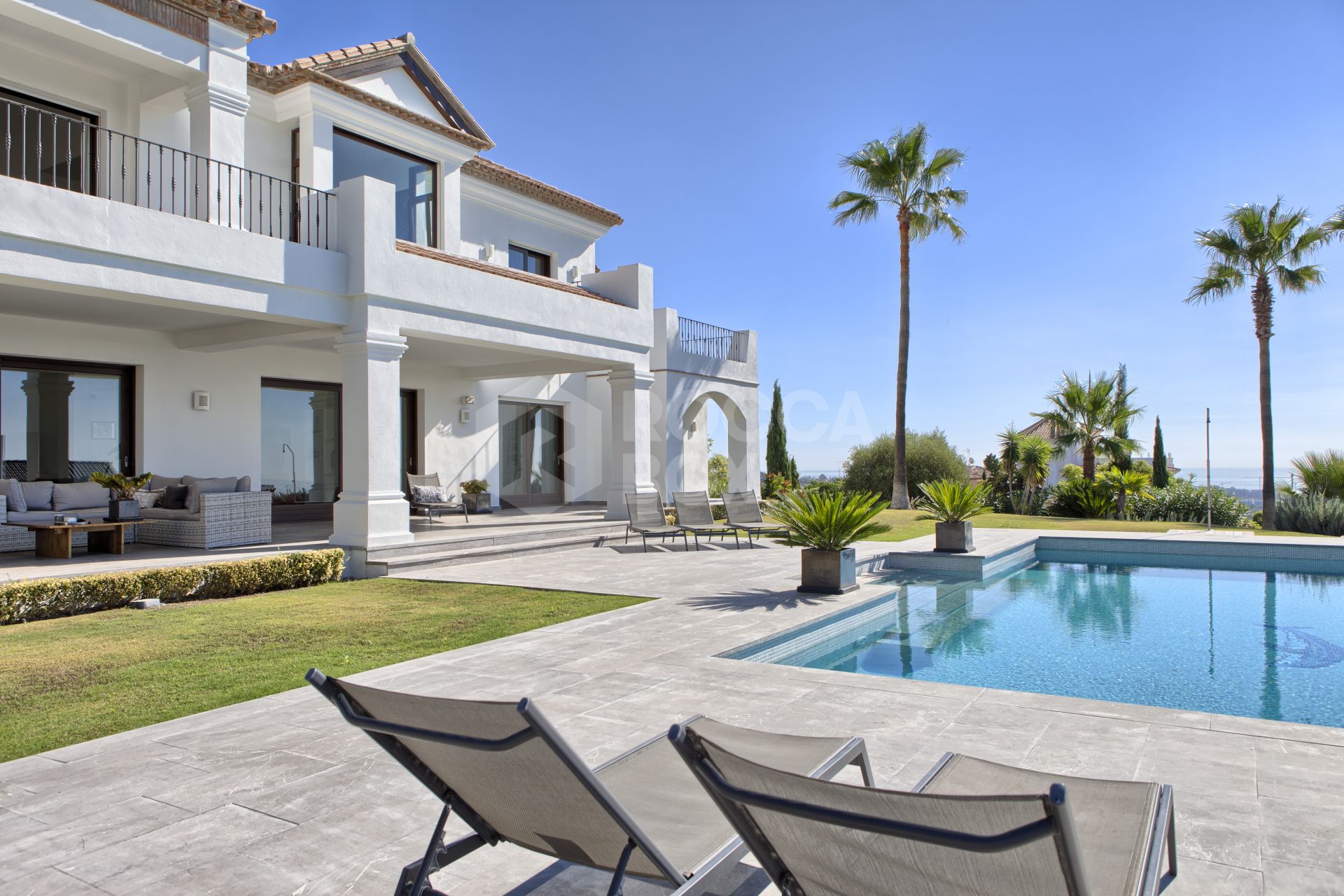 Luxury 6 bedroom villa in Los Flamingos Golf Resort